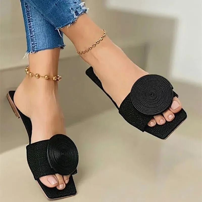 Casual Ladies Fashion Beach Shoes with Round Buckle