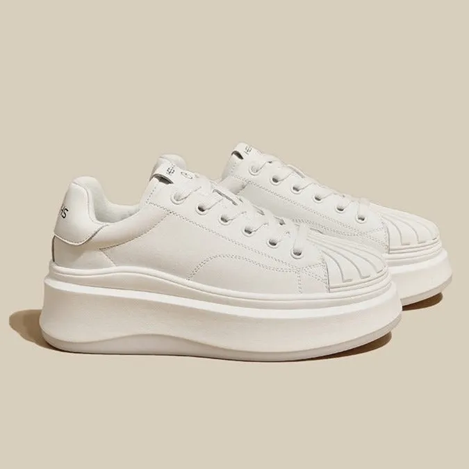 Sporty White Skate Shoes For Women Lace Up Sneakers