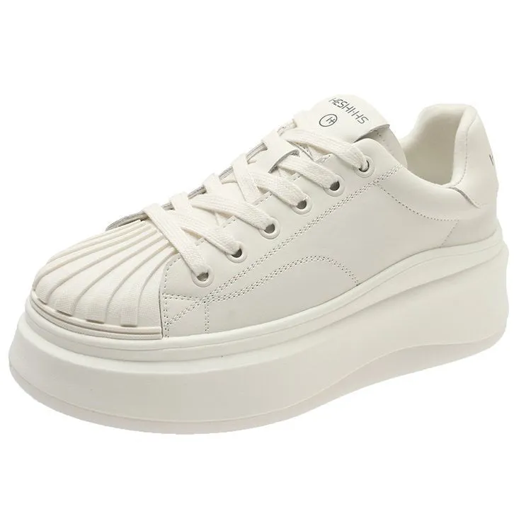 Sporty White Skate Shoes For Women Lace Up Sneakers